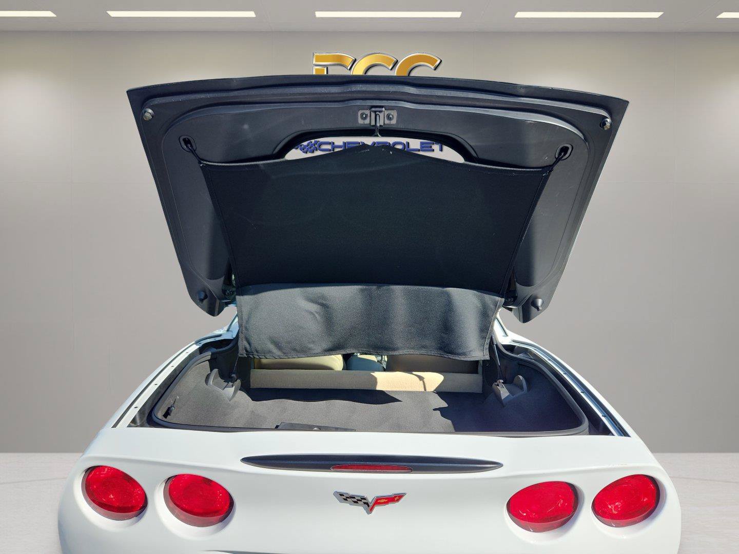 Used 2012 Chevrolet Corvette Coupe w/ 2LT Preferred Equipment Group RWD image 35