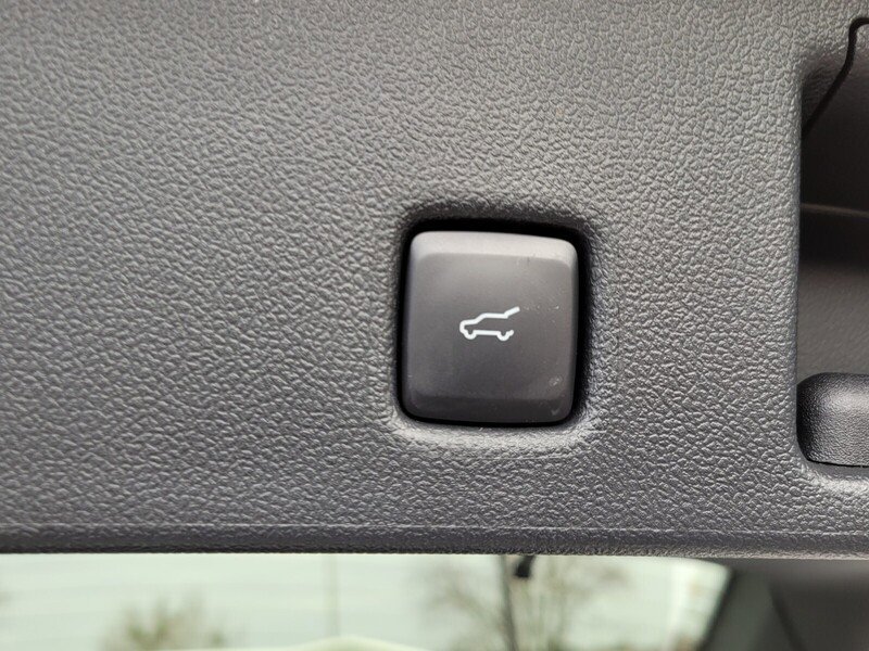 Used 2024 Ford Escape ST-Line w/ Equipment Group 301A FWD image 12
