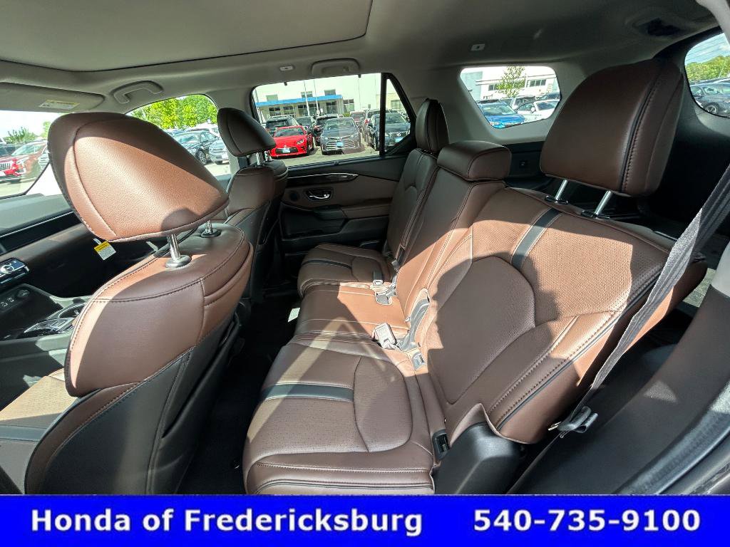 Used 2025 Honda Pilot Elite image 28