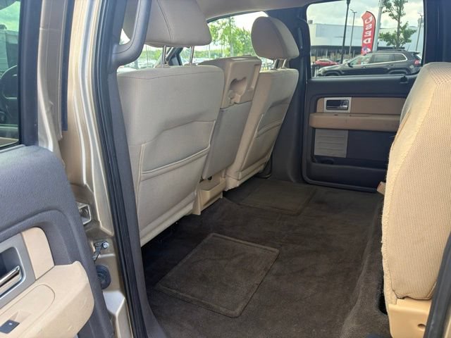 Used 2011 Ford F150 XLT w/ XLT Chrome Pkg AWD/4WD image 16
