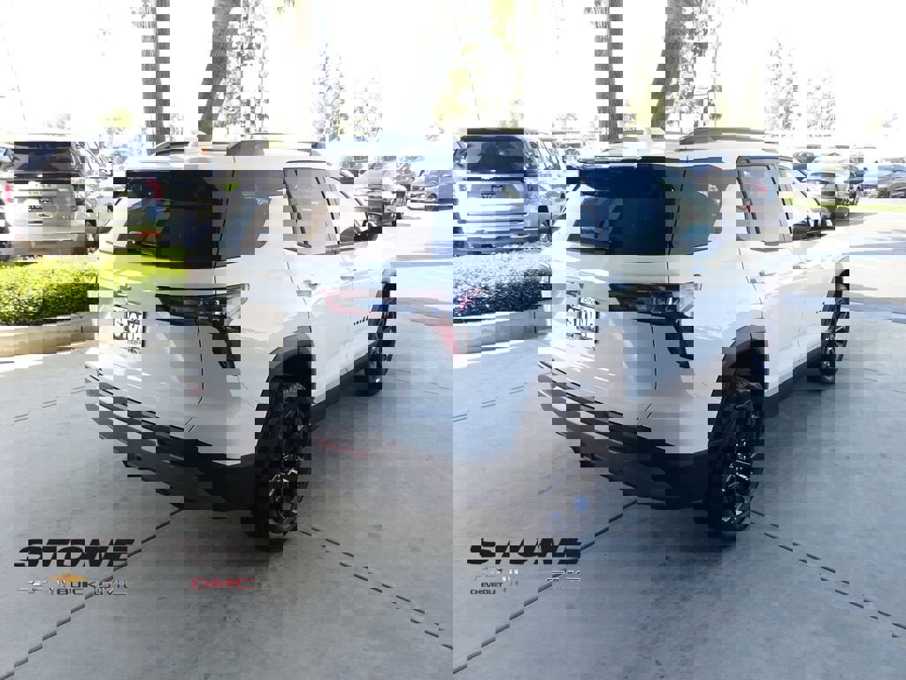 New 2026 Chevrolet Equinox LT w/ Midnight Edition image 8