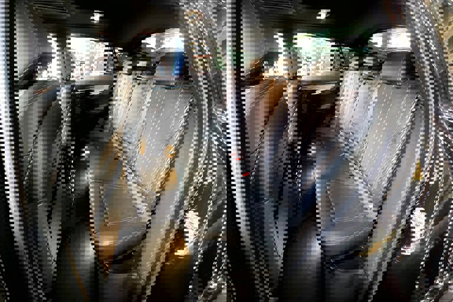 Used 2018 BMW X6 xDrive35i w/ M Sport Package image 19