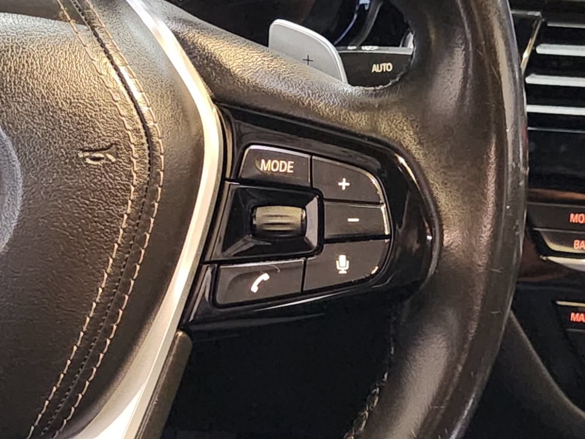 Used 2018 BMW 530e RWD image 49