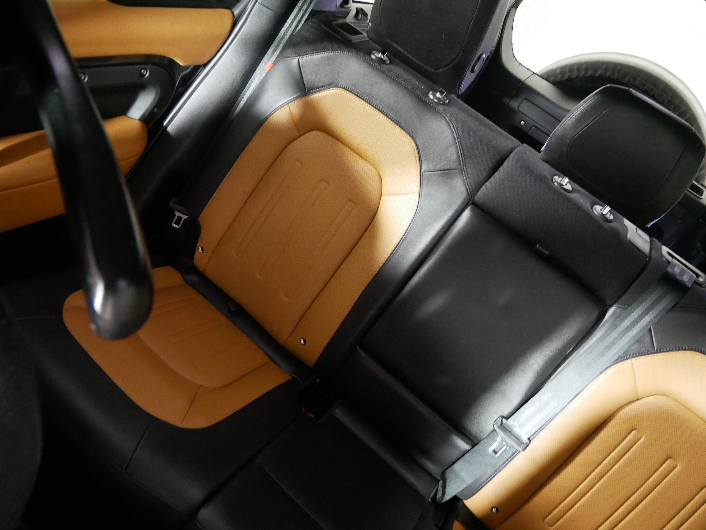 Used 2024 Land Rover Defender 110 X image 12