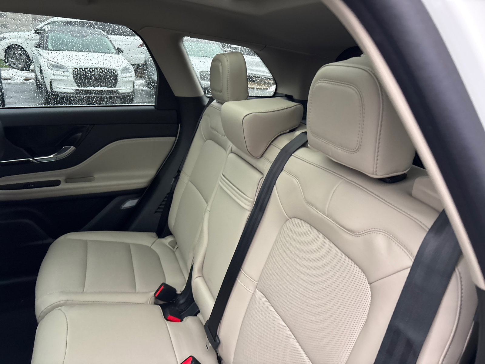 New 2026 Lincoln Corsair Premiere image 27