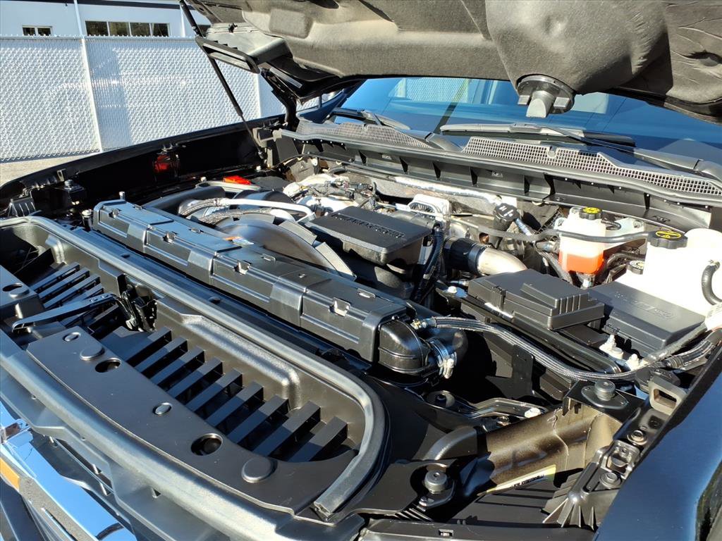 Used 2024 Chevrolet Silverado 2500 LT image 9