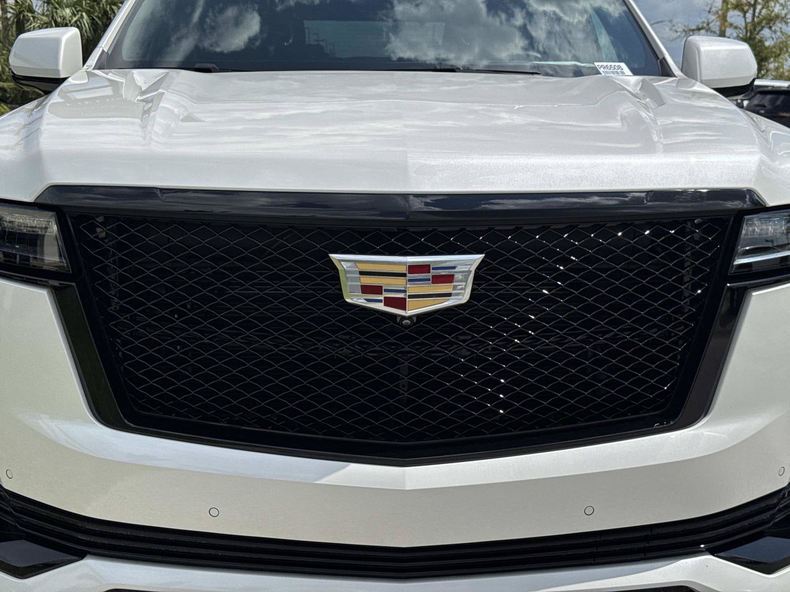Used 2024 Cadillac Escalade Sport w/ LPO, Floor Liner Package AWD/4WD image 8
