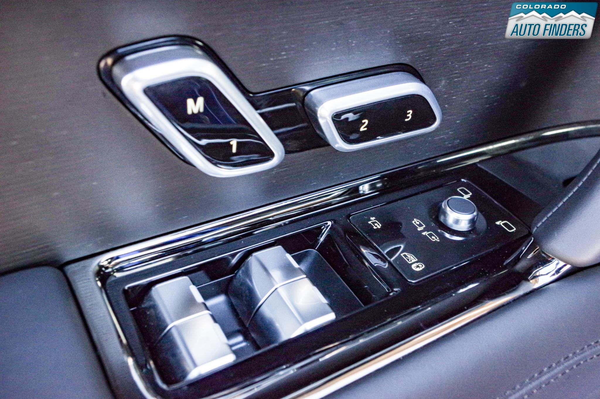 Used 2025 Land Rover Range Rover Sport Autobiography image 10