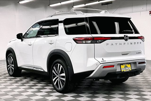 Used 2025 Nissan Pathfinder Platinum w/ Cargo Package FWD image 2