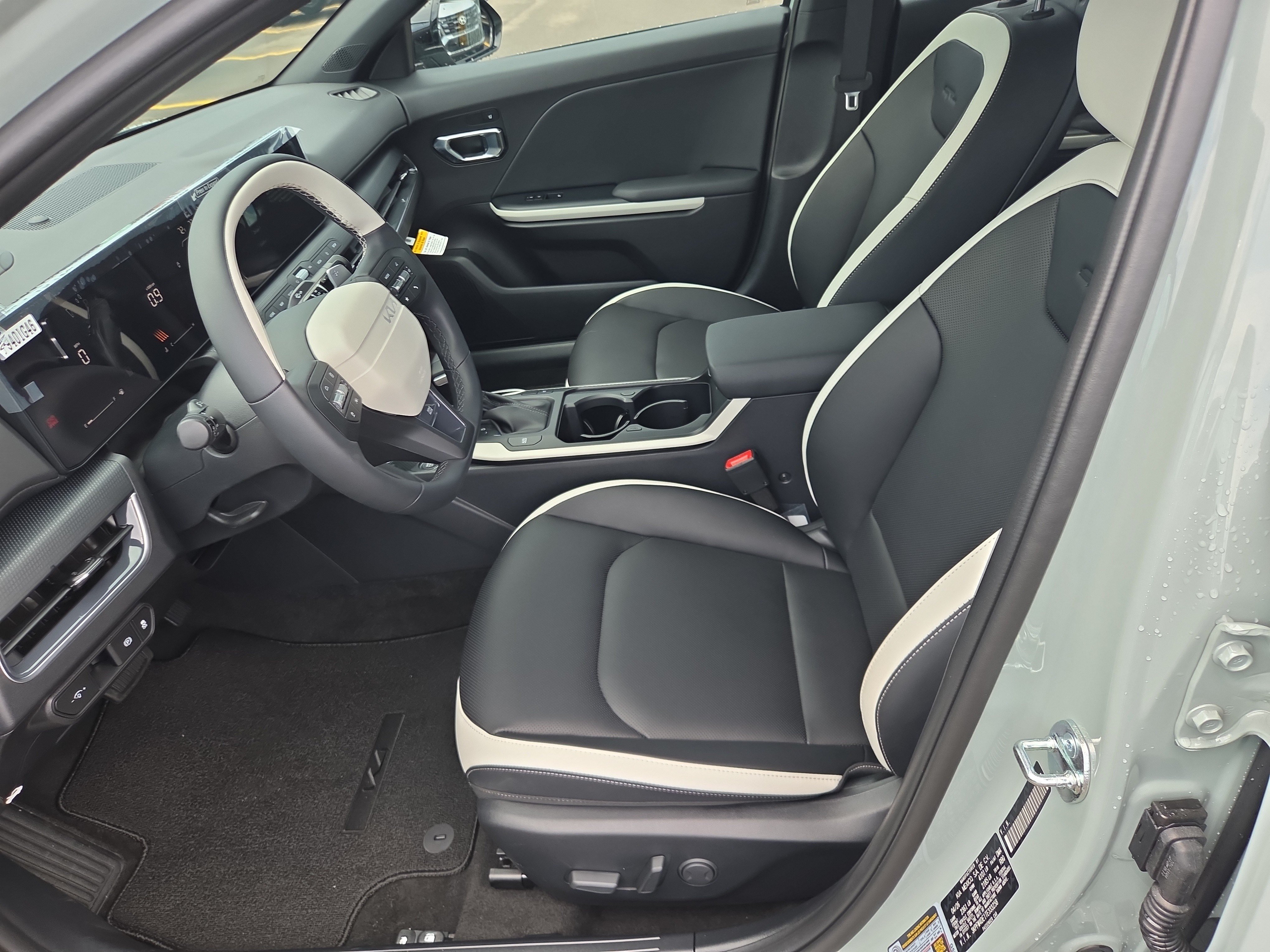 New 2026 Kia K4 GT-Line Turbo FWD image 4