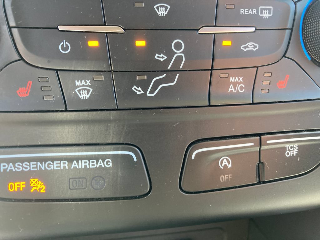 Used 2017 Ford Escape SE w/ Equipment Group 201A AWD/4WD image 41