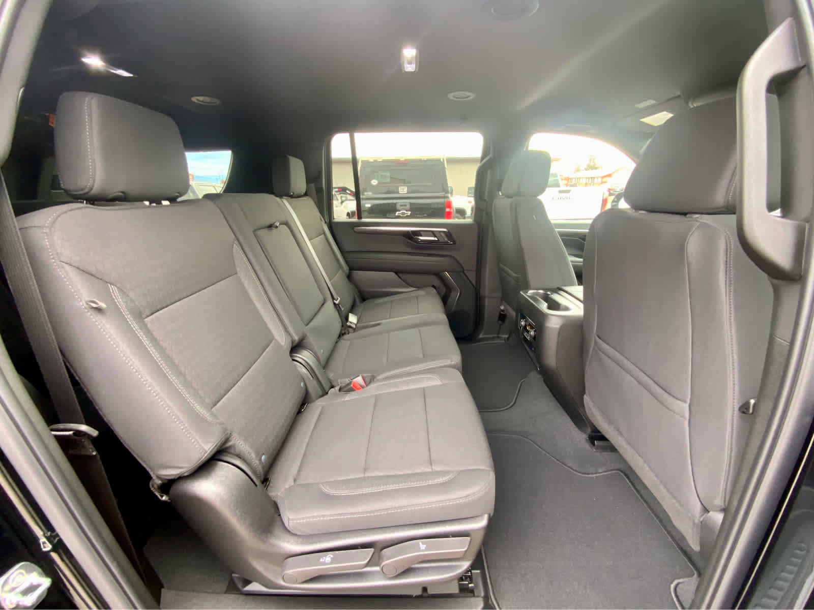 New 2026 Chevrolet Suburban LS image 26