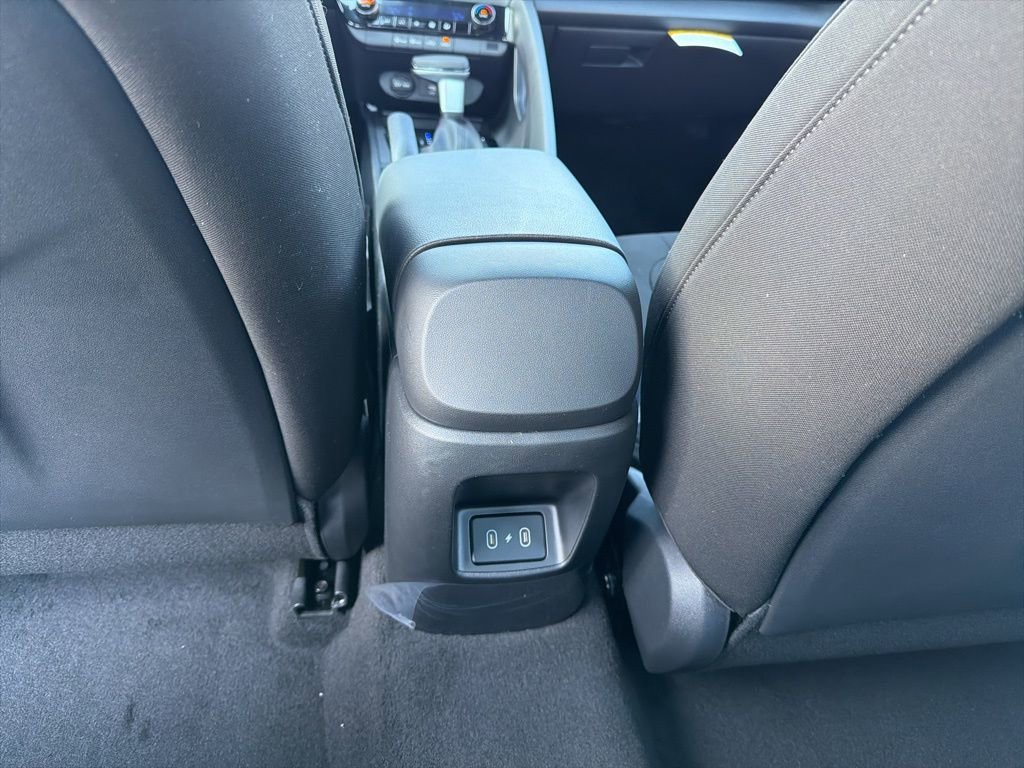 New 2026 Hyundai Elantra Sport FWD image 16