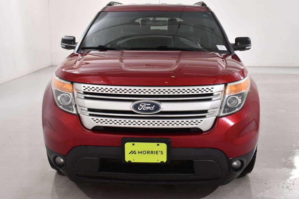 Used 2015 Ford Explorer XLT w/ Equipment Group 202B image 3