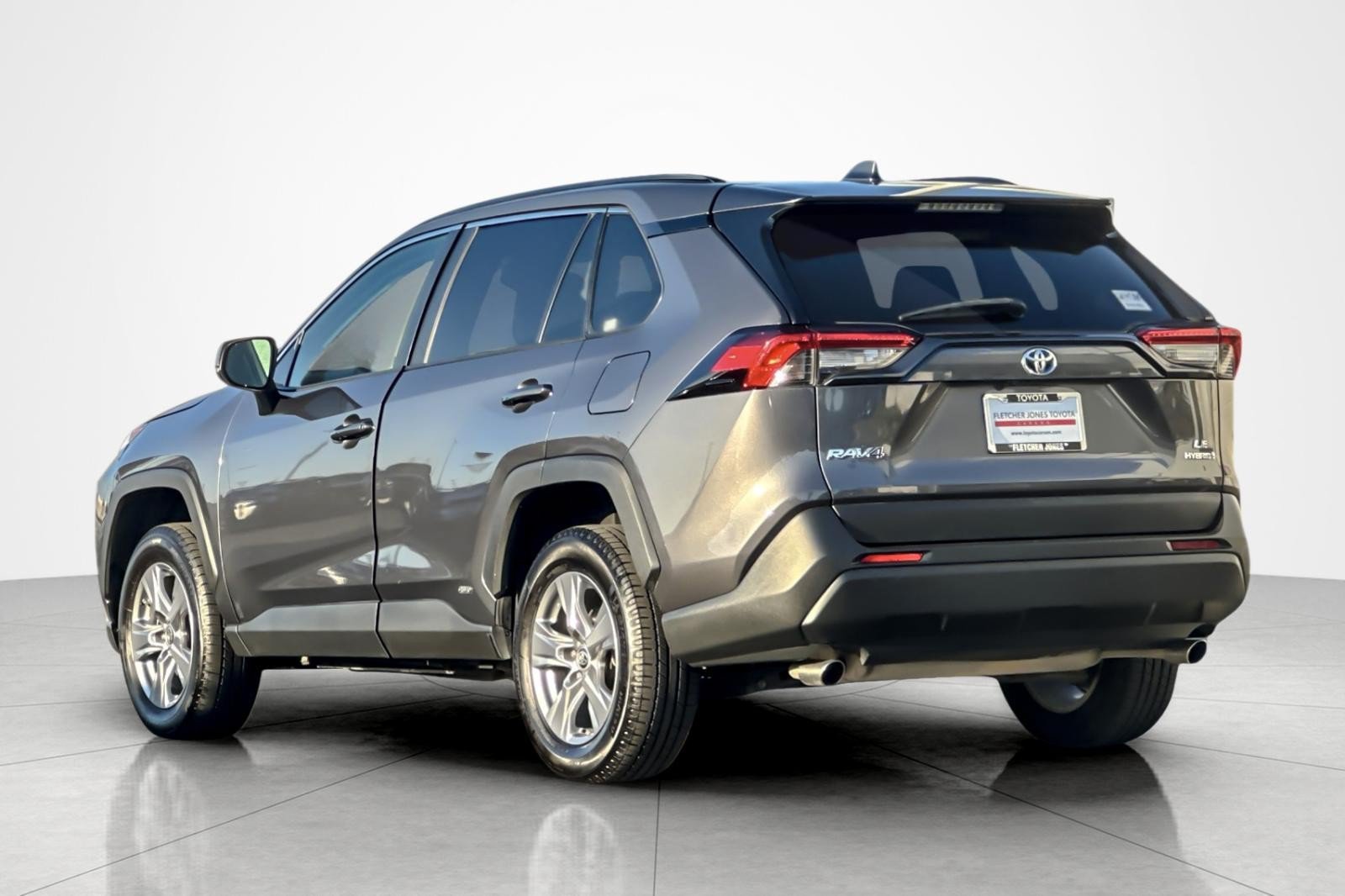 Certified 2024 Toyota RAV4 LE AWD/4WD image 3