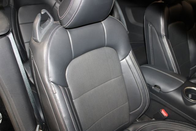 Used 2025 Ford Mustang GT Premium image 34