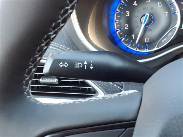 New 2026 Chrysler Pacifica Select image 25