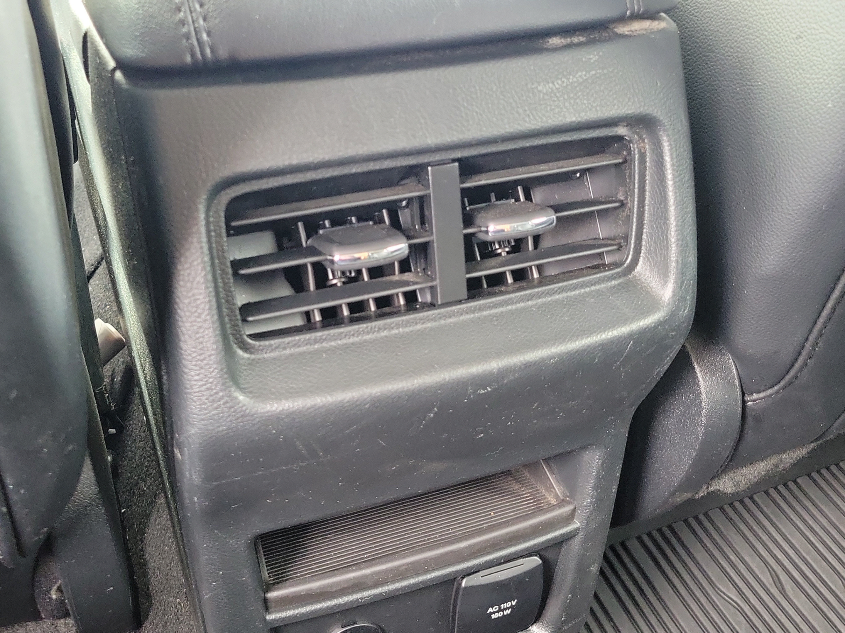 Used 2024 Ford Edge SEL w/ Convenience Package AWD/4WD image 11