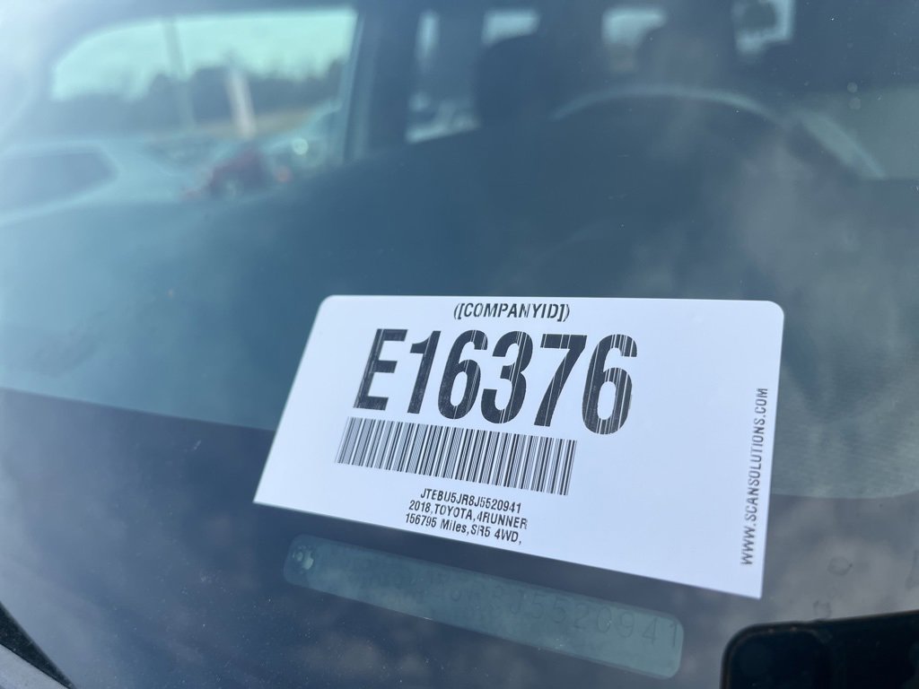 Used 2018 Toyota 4Runner SR5 image 2