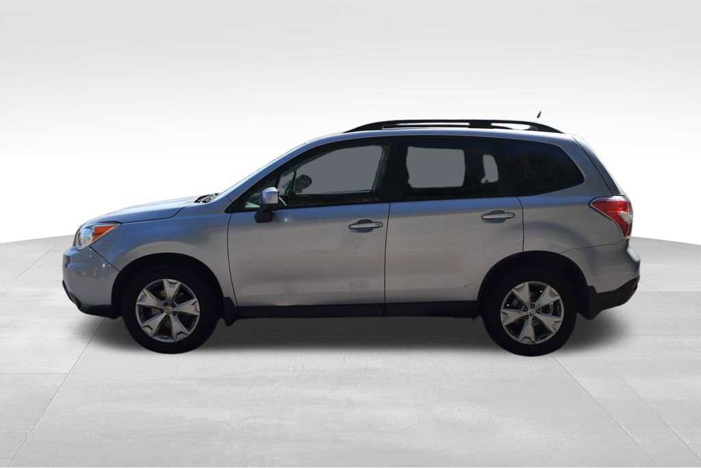 Used 2015 Subaru Forester 2.5i Premium w/ All-Weather Package AWD/4WD image 8