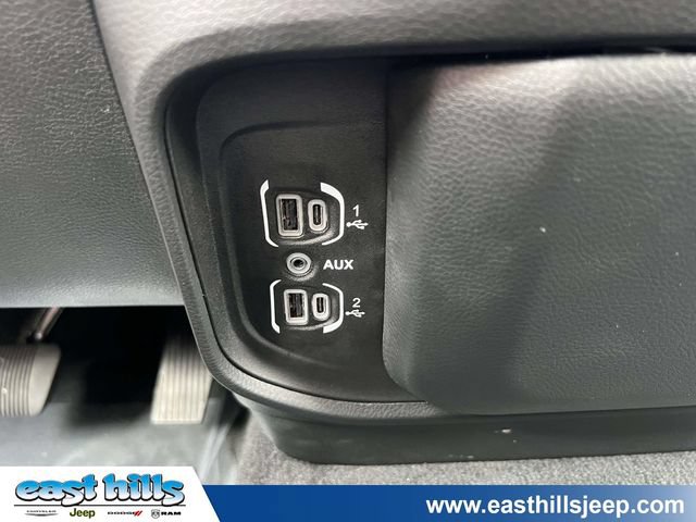 Used 2023 RAM 1500 Big Horn AWD/4WD image 33