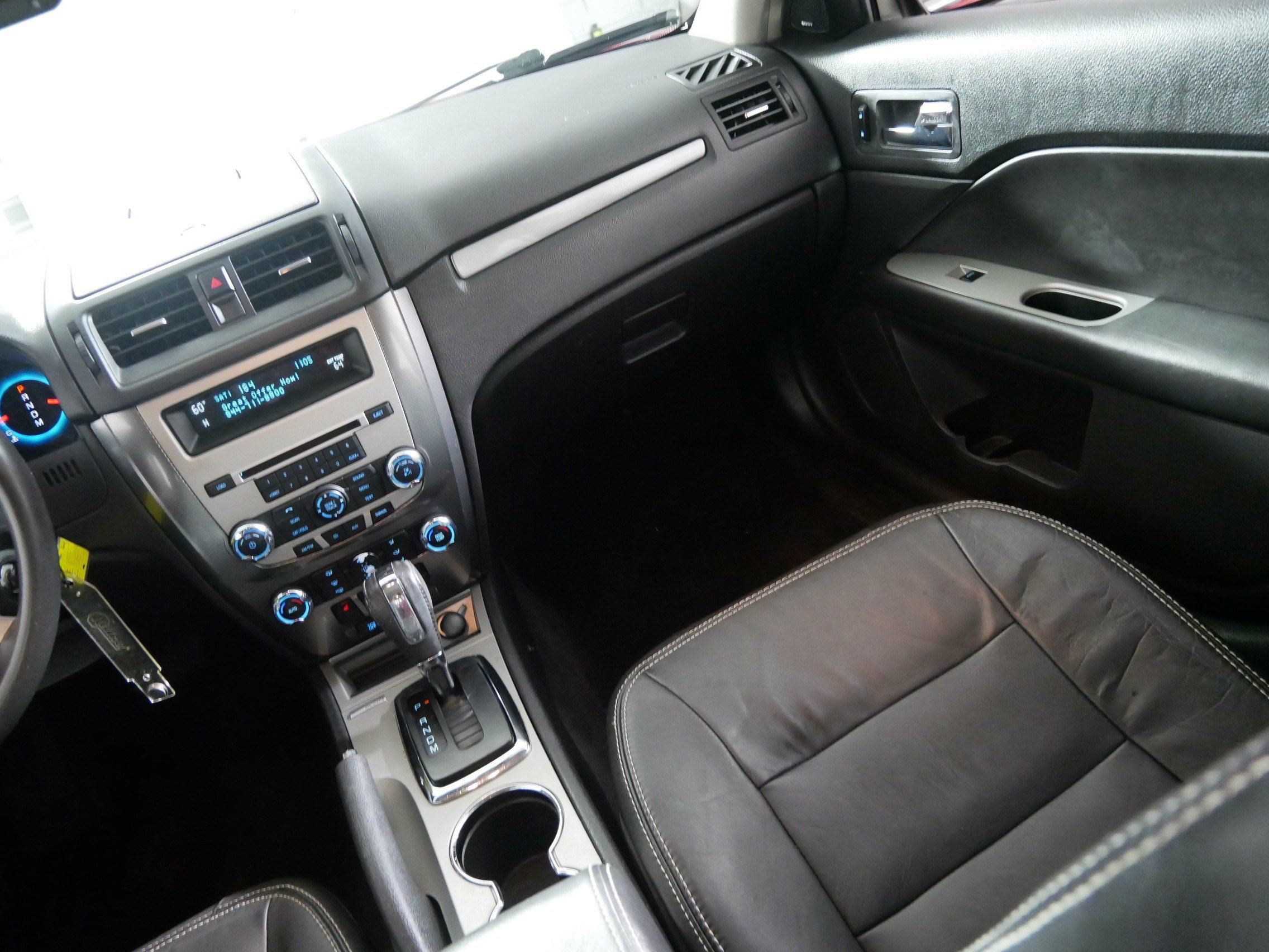 Used 2012 Ford Fusion SEL FWD image 11