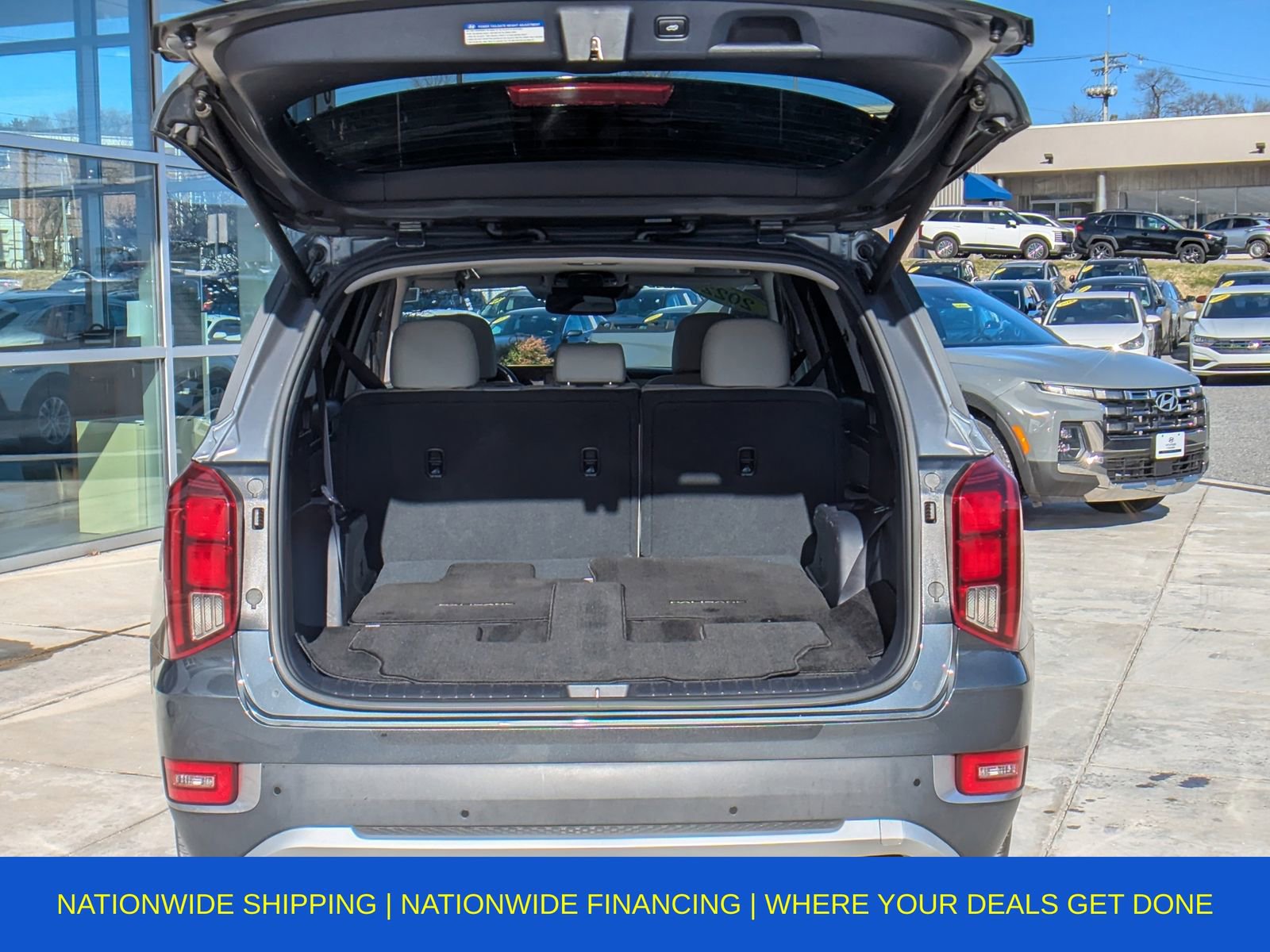 Used 2022 Hyundai Palisade SEL w/ 8P Bench Seat Package image 10