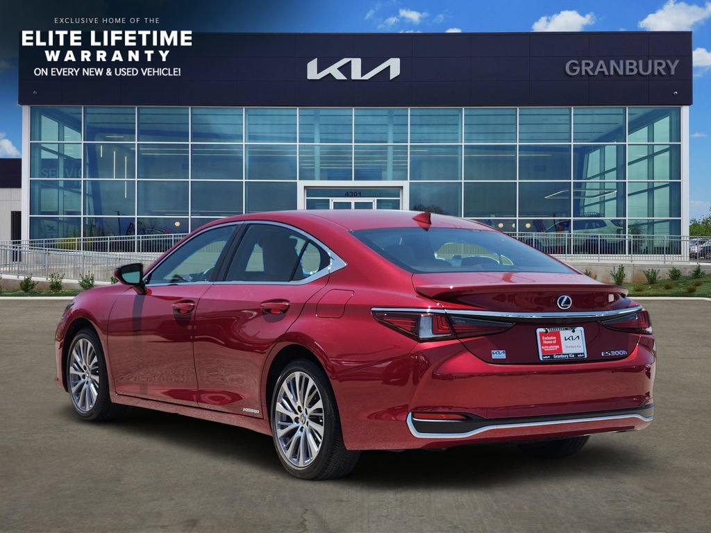 Used 2020 Lexus ES 300h w/ Premium Package FWD image 4
