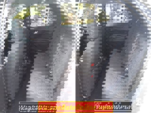 Used 2019 Chevrolet Equinox LT image 34