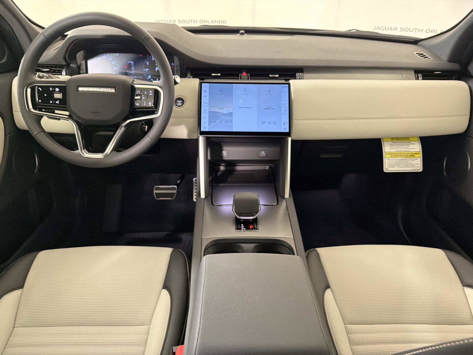 New 2026 Land Rover Discovery Sport Landmark AWD/4WD image 13