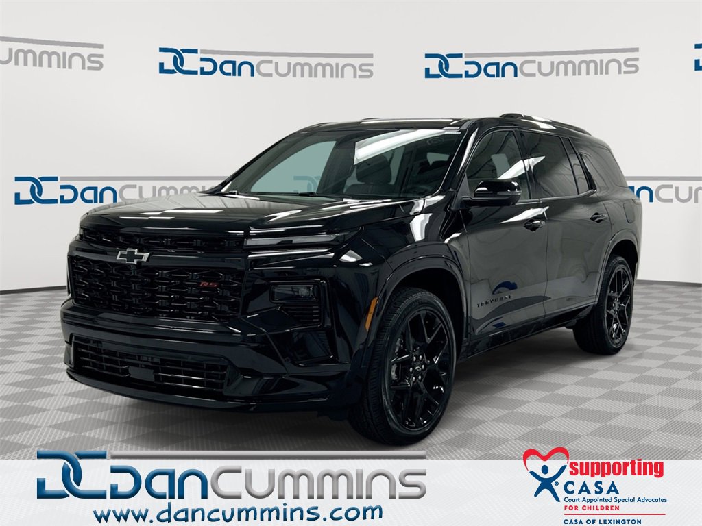New 2026 Chevrolet Traverse RS w/ LPO, Floor Liner Package image 1