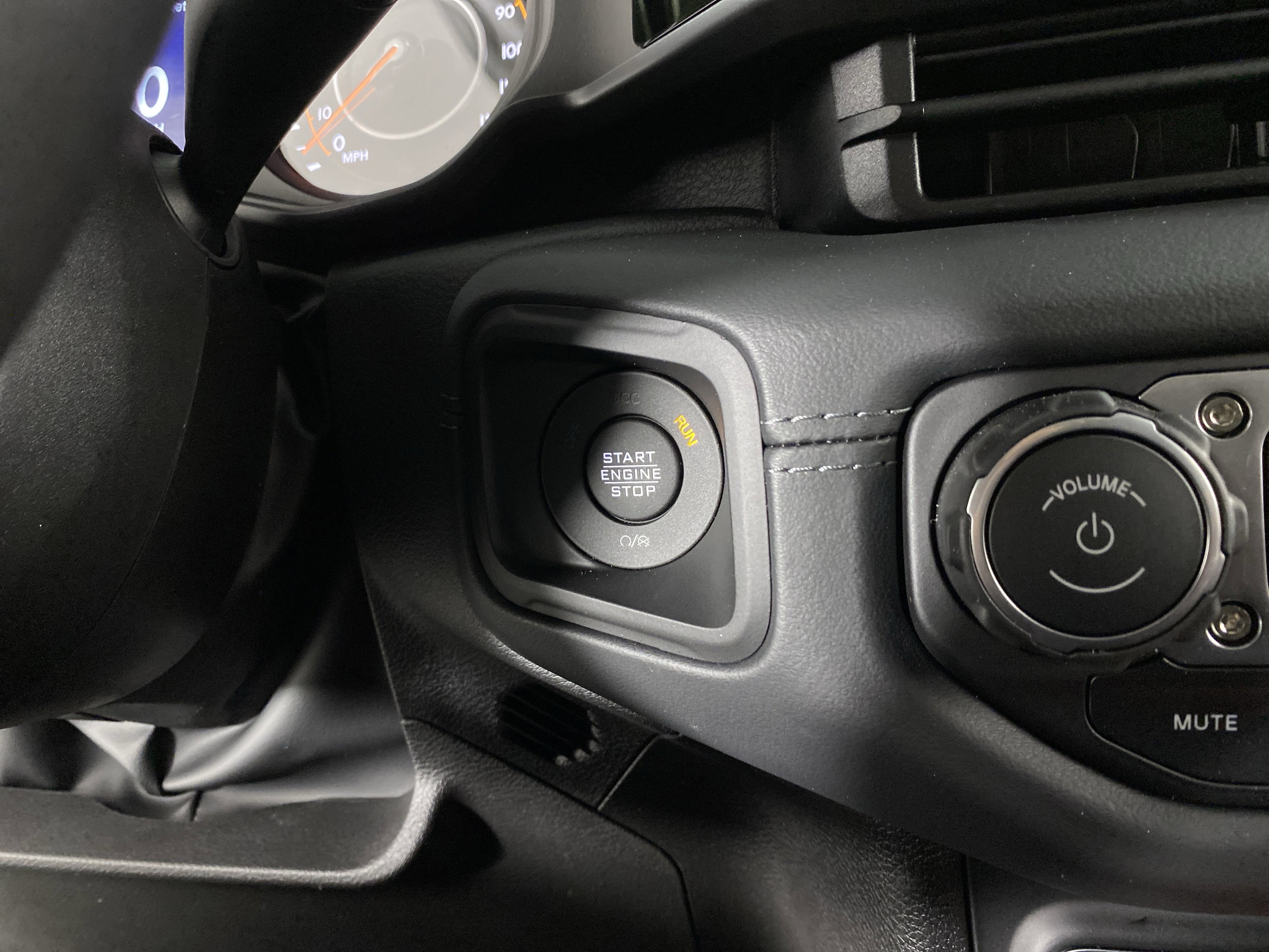 New 2026 Jeep Gladiator Mojave image 22