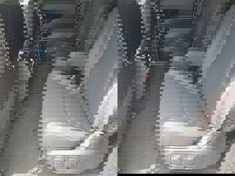 New 2025 Kia Carnival SX Prestige image 8