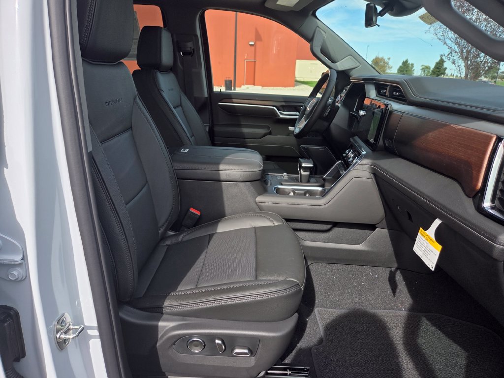 New 2026 GMC Sierra 1500 Denali AWD/4WD image 27