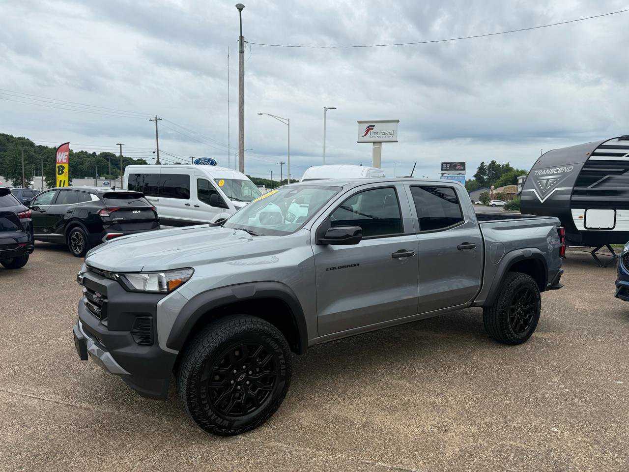 Used 2024 Chevrolet Colorado Trail Boss w/ Advanced Trailering Package AWD/4WD image 3
