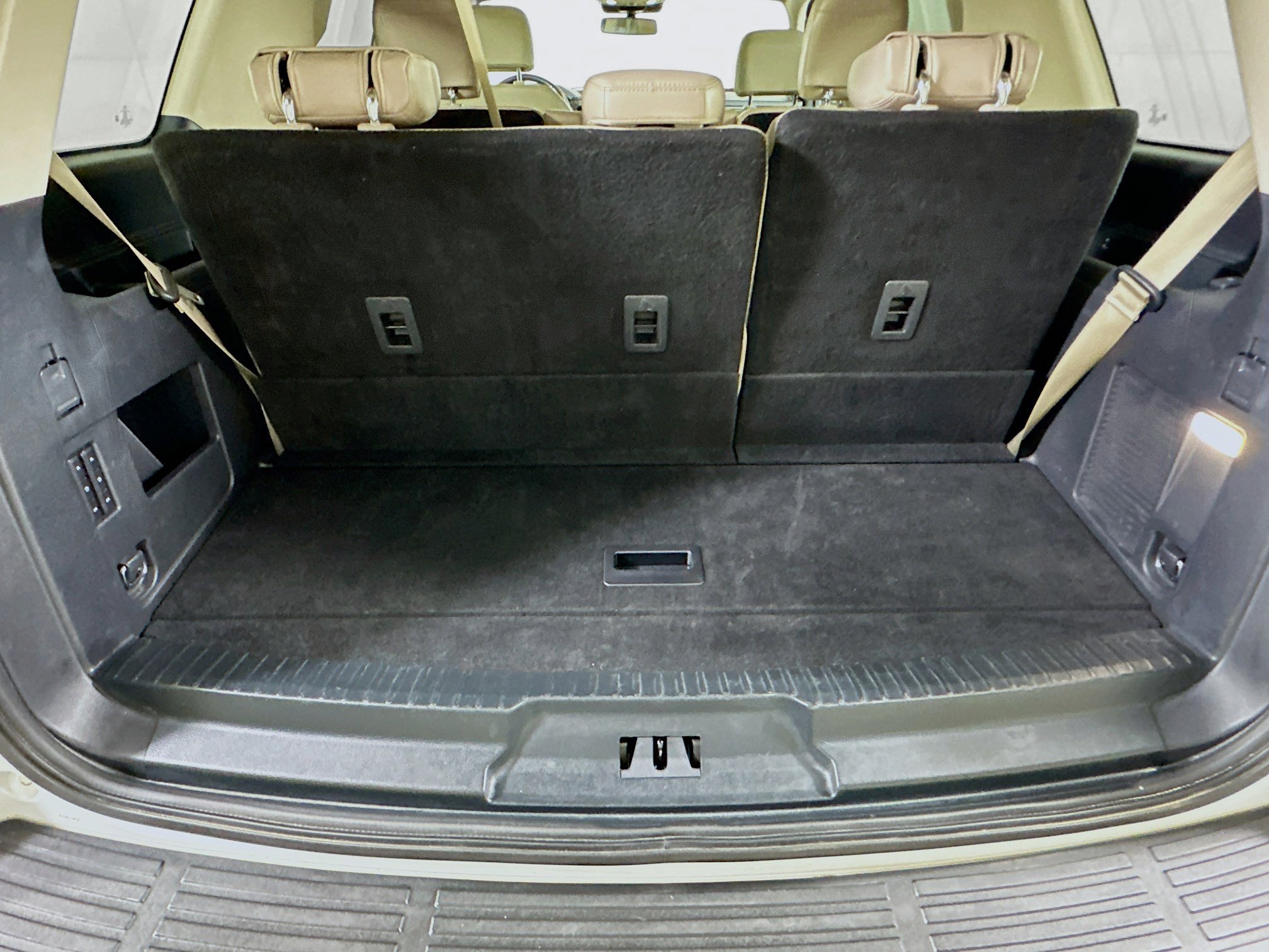 Used 2024 Ford Expedition Limited RWD image 31