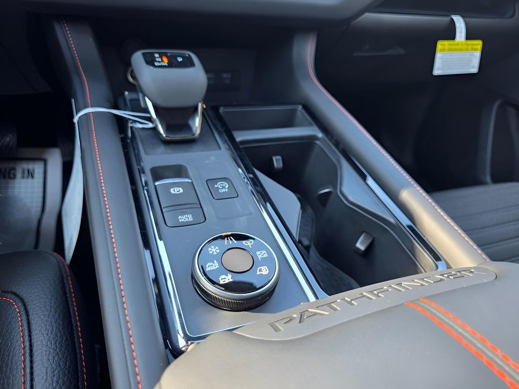 New 2026 Nissan Pathfinder Rock Creek image 31