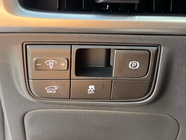 Certified 2026 Hyundai Tucson Limited AWD/4WD image 22