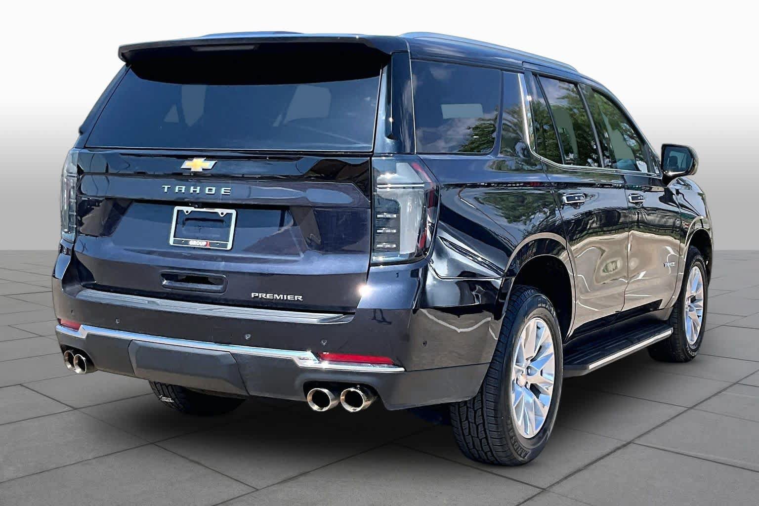 Used 2025 Chevrolet Tahoe Premier AWD/4WD image 13