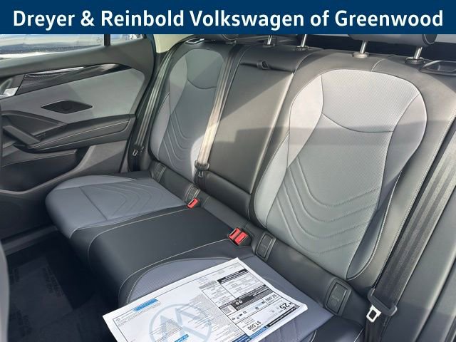 New 2026 Volkswagen Tiguan SE image 28