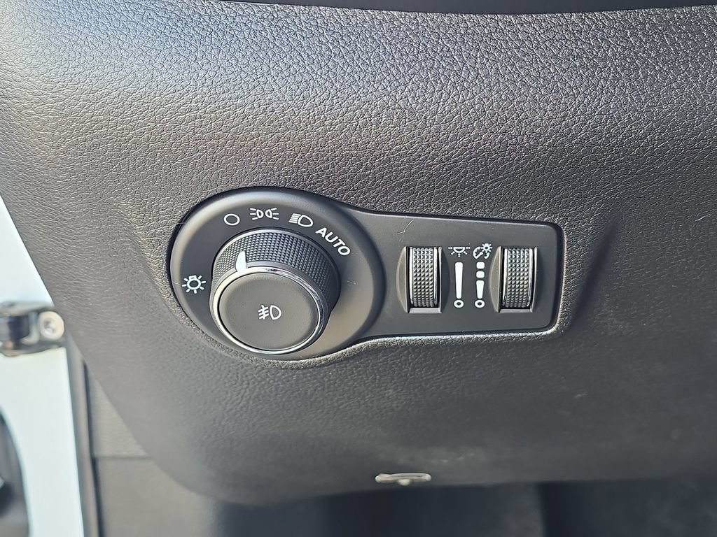 Used 2024 Jeep Compass Limited AWD/4WD image 11