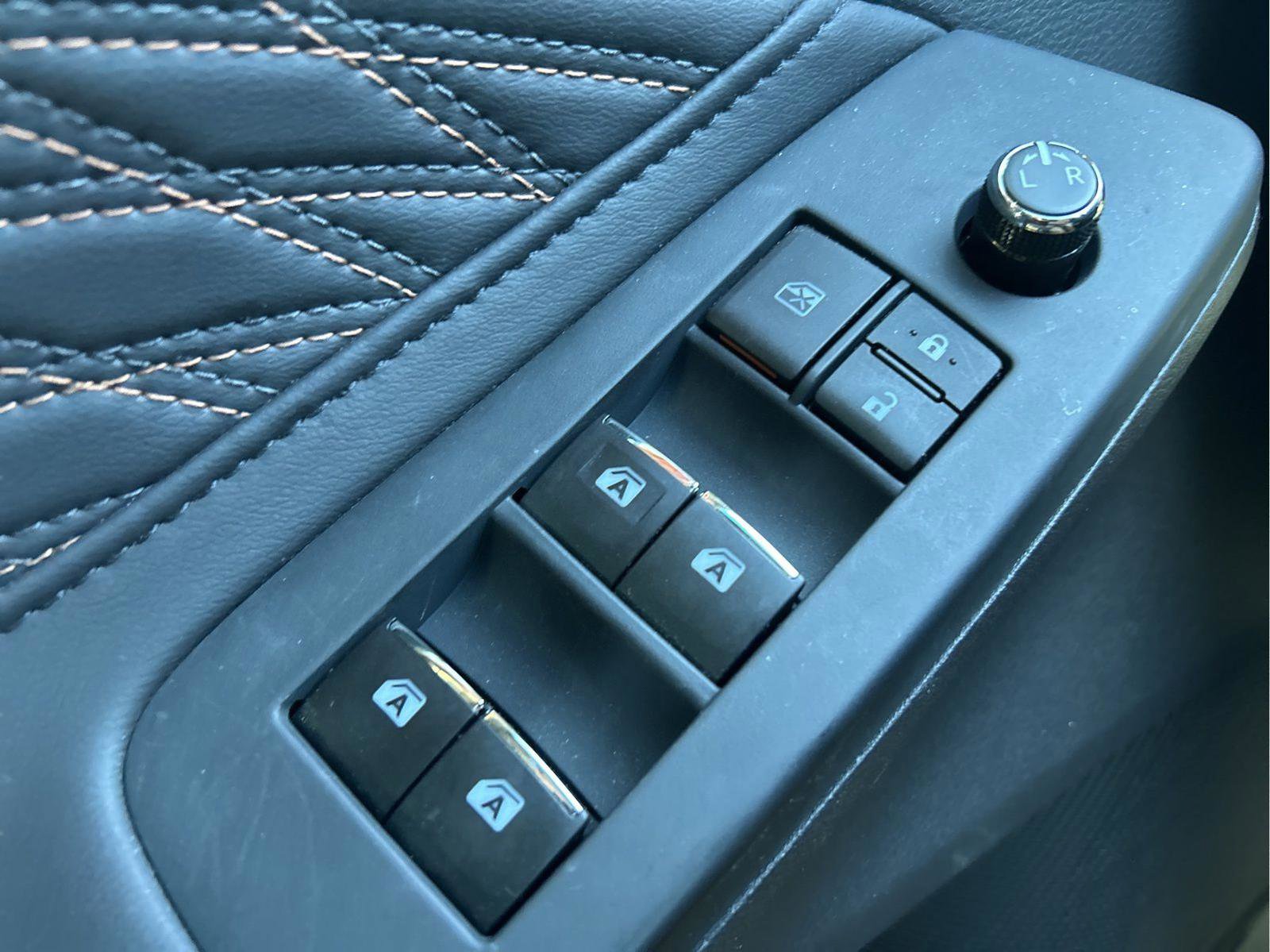 Used 2022 Toyota Avalon Limited w/ Advanced Safety Package image 24