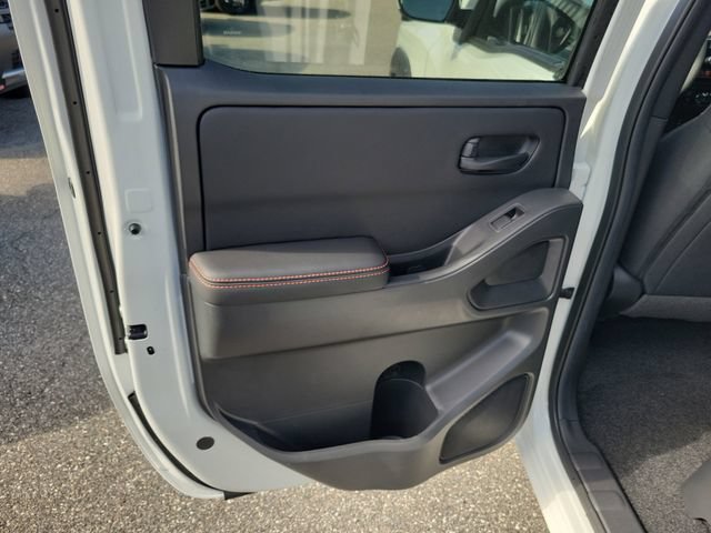 New 2026 Nissan Frontier Pro-X w/ Pro-X Convenience Package RWD image 25