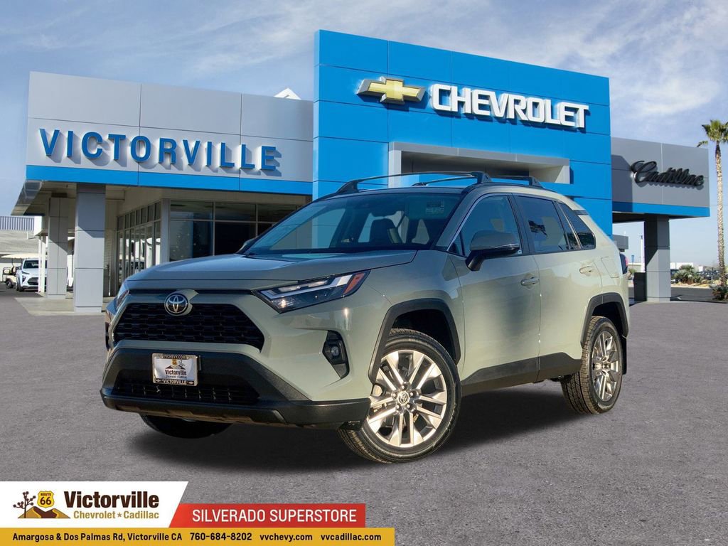 Used 2022 Toyota RAV4 XLE Premium image 1