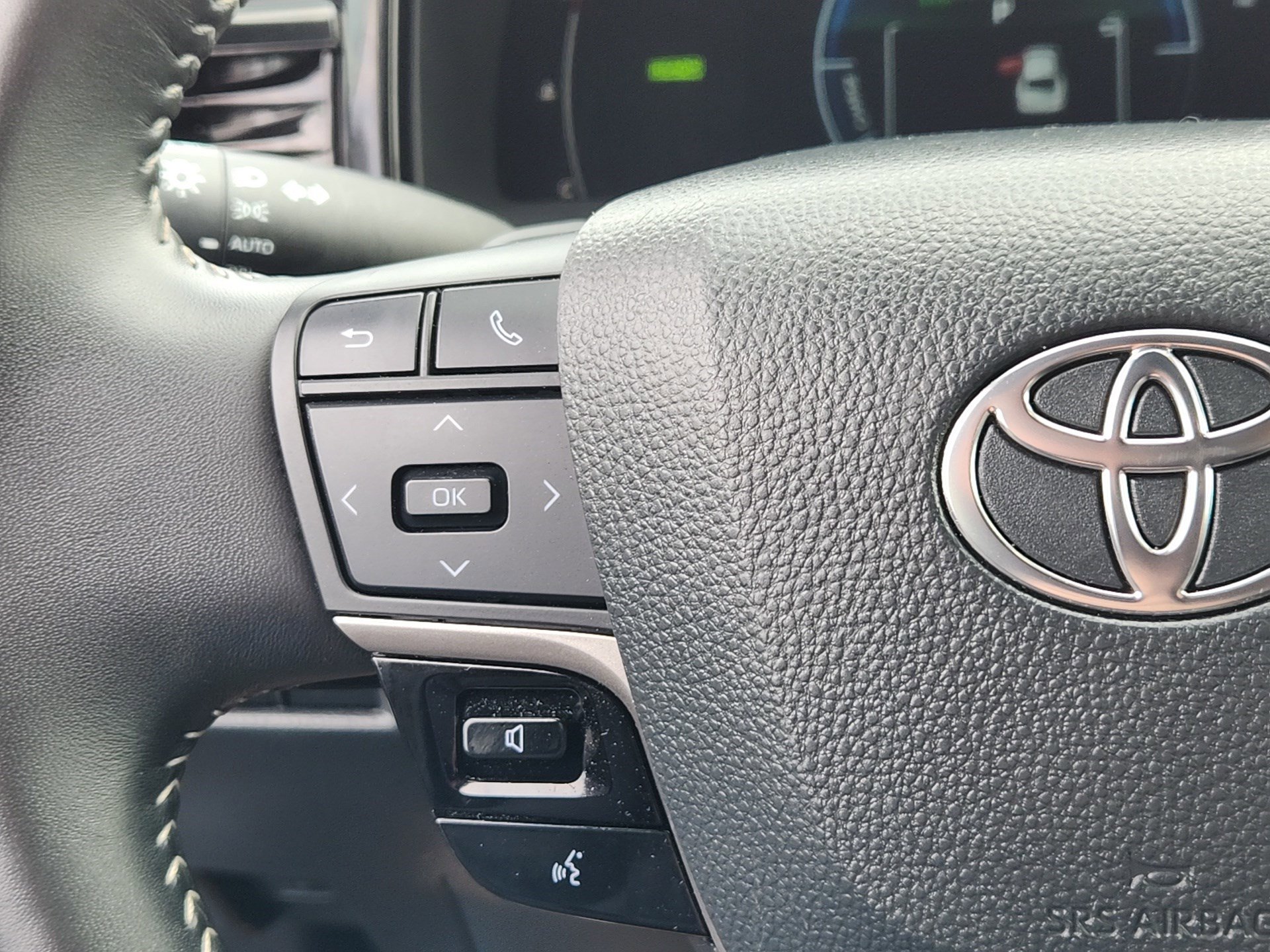 Certified 2025 Toyota Camry SE image 19