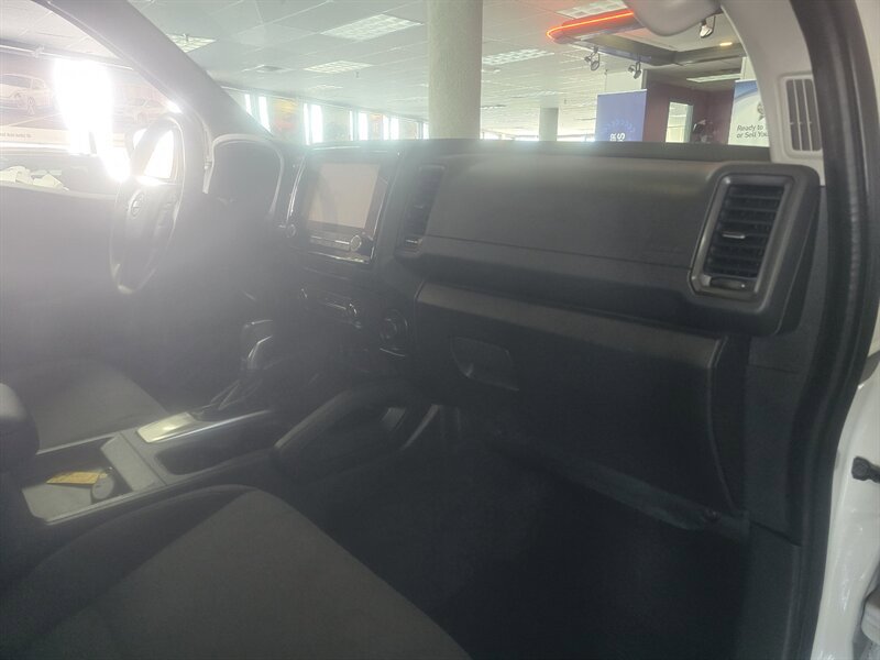 Used 2022 Nissan Frontier S image 13