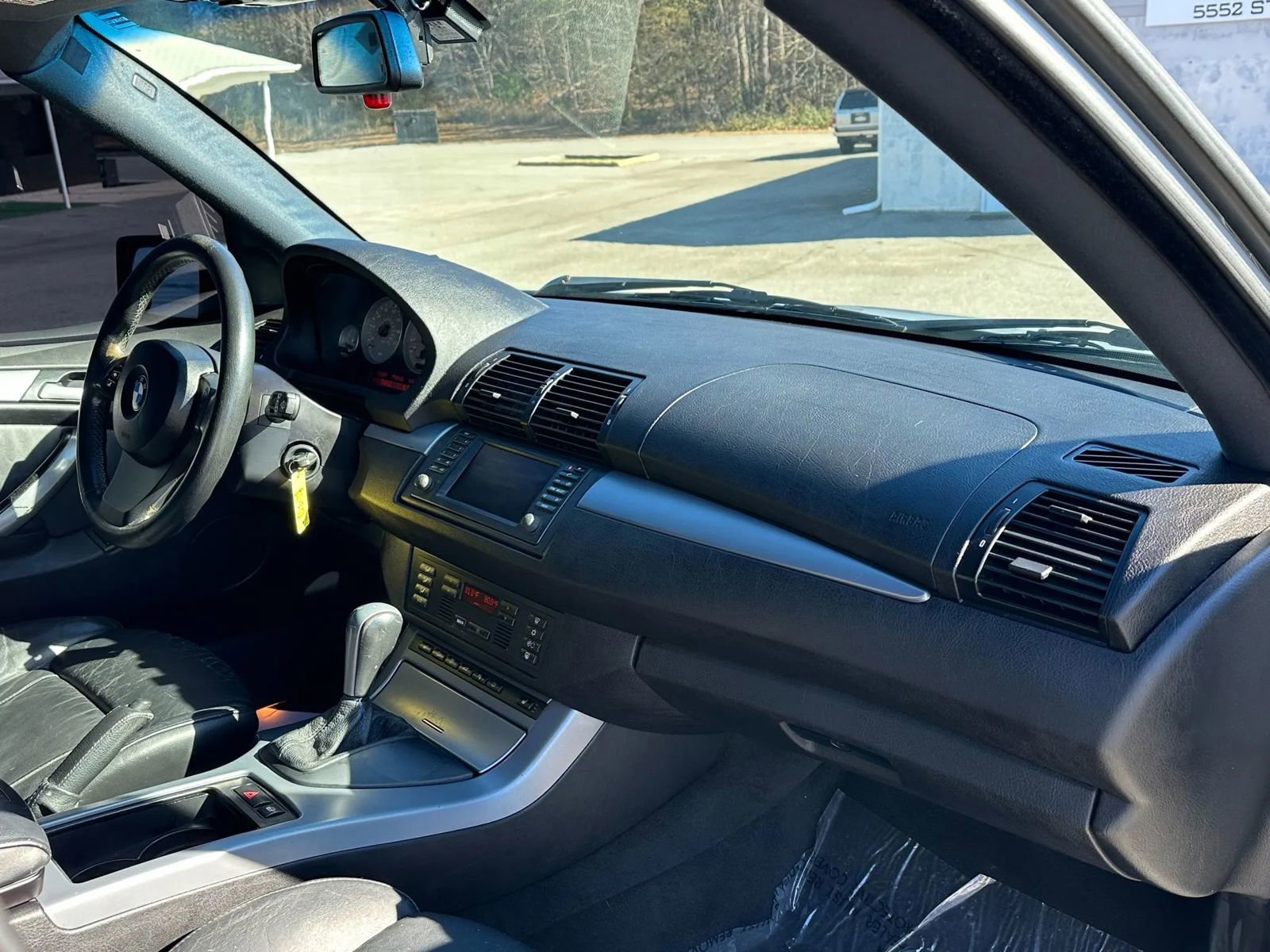 Used 2005 BMW X5 4.8is image 14