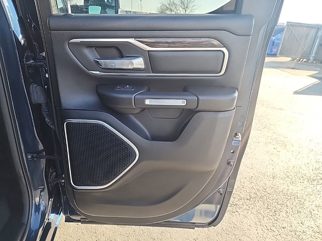 Used 2020 RAM 1500 Laramie image 27
