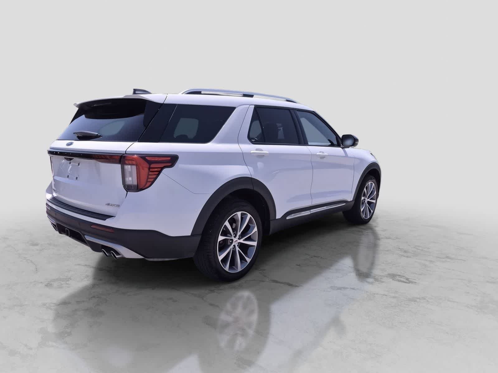 Used 2025 Ford Explorer Platinum w/ Ultimate Package AWD/4WD image 8