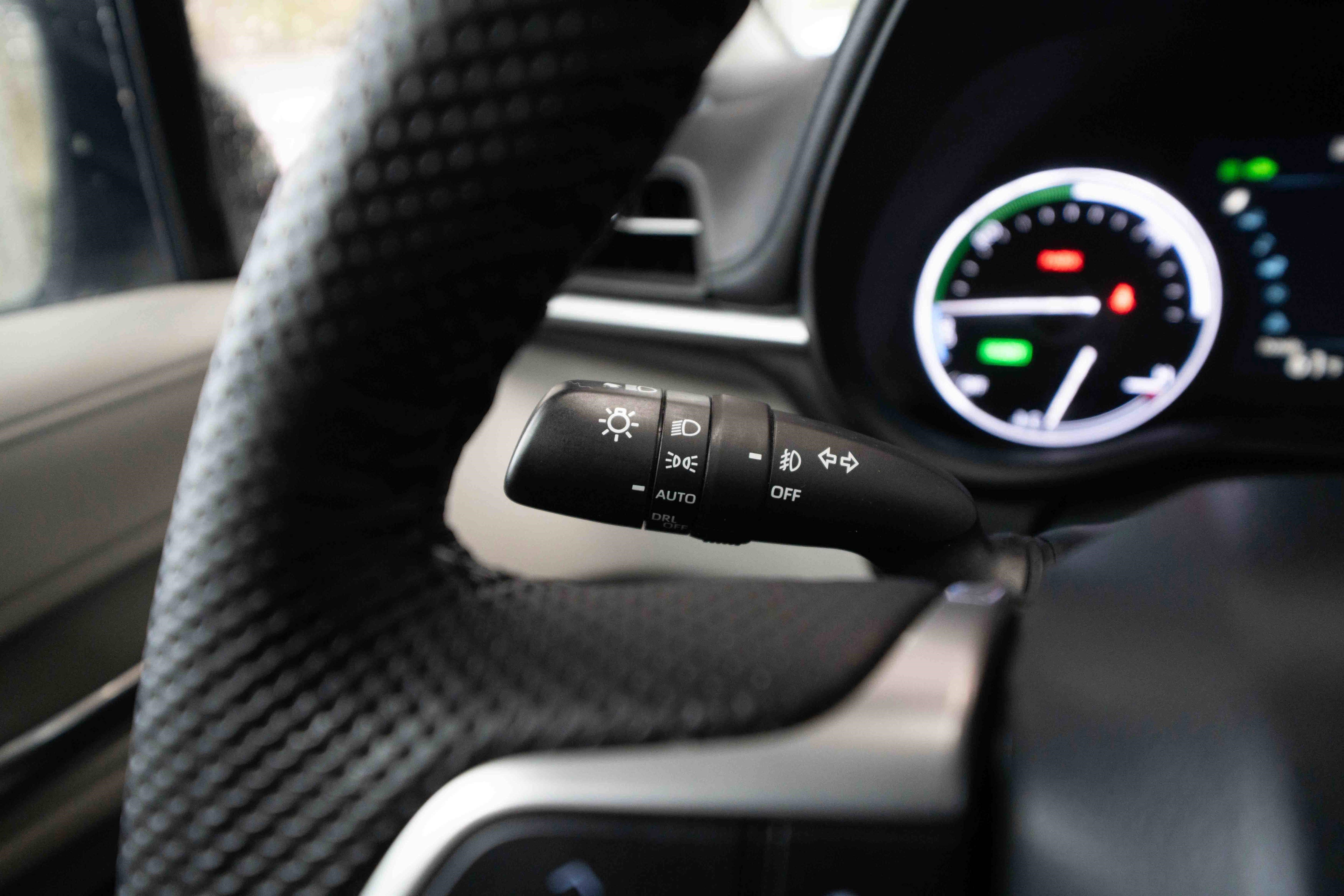 Used 2023 Toyota Sienna Limited image 13